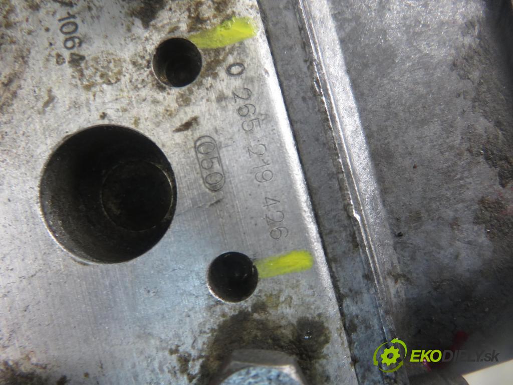 IVECO DAILY III skrzynia FURGON 2004 107,00 2.8 HPT 146 35 S 15 V, 35 C 15 V - 8140.43N 2798,00 Pumpa ABS 0273004325 ; 500331028 ; 0265219426 (Pumpa ABS)