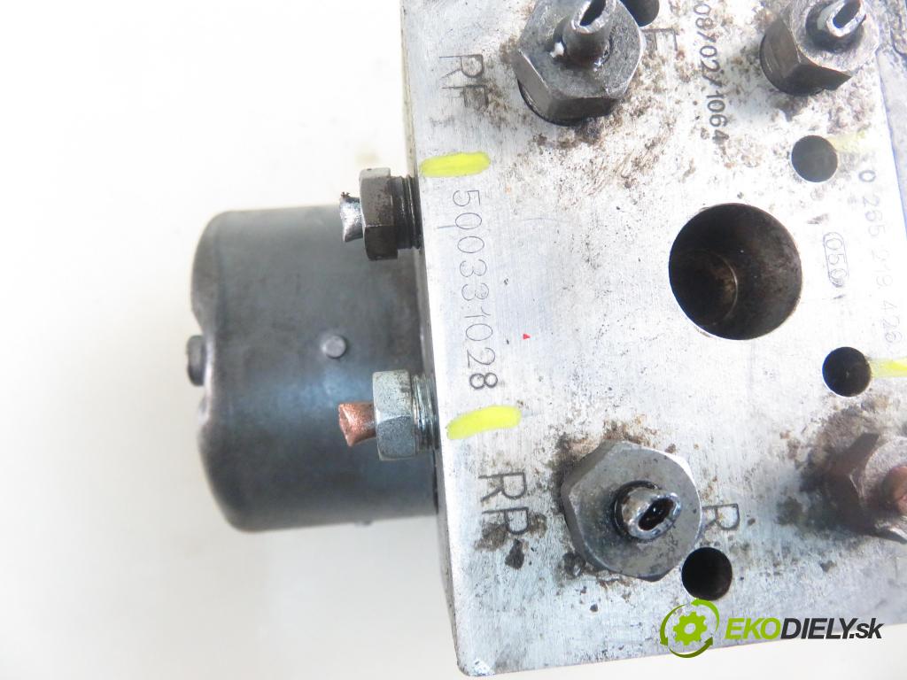 IVECO DAILY III skrzynia FURGON 2004 107,00 2.8 HPT 146 35 S 15 V, 35 C 15 V - 8140.43N 2798,00 Pumpa ABS 0273004325 ; 500331028 ; 0265219426 (Pumpa ABS)