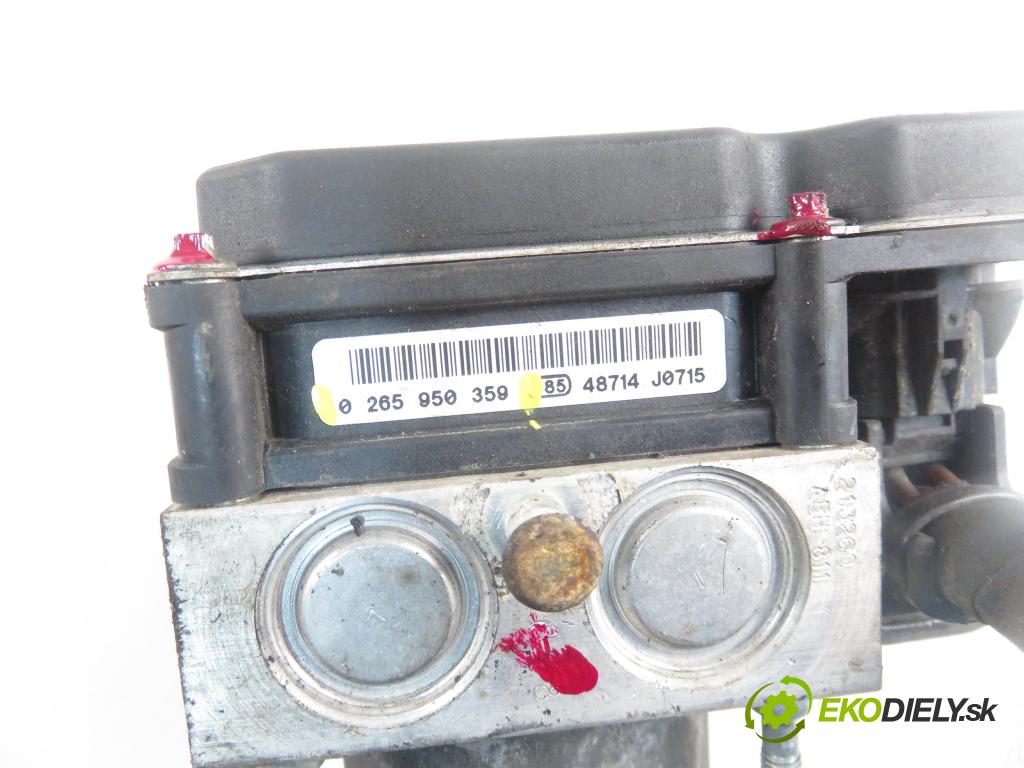 AUDI A6 (4F2, C6) SEDAN 2004 165,00 3.0 TDI quattro - BMK 2967,00 pumpa ABS 0265950359 ; 4F0614517A ; 0265234111 (Pumpy brzdové)