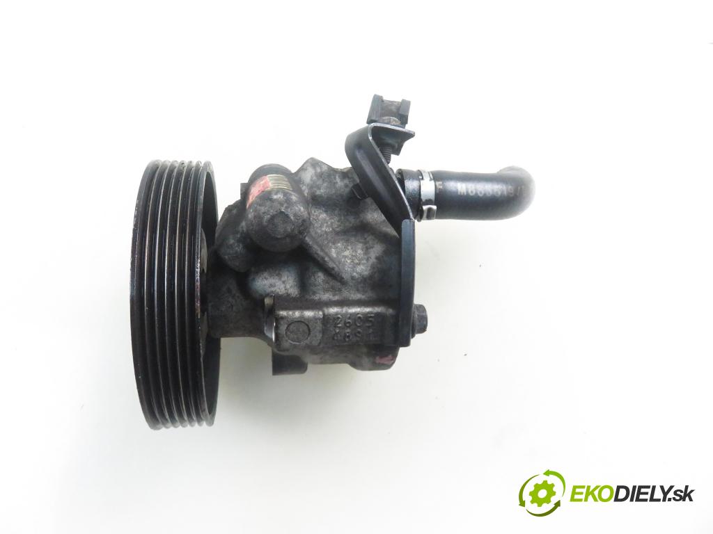 VOLVO V40 Kombi (645) KOMBI 2001 85,00 1.9 DI 116 - D 4192 T3 1870,00 Pumpa servočerpadlo 26083376RV ; 8200071050 (Servočerpadlo, pumpa riadenia)