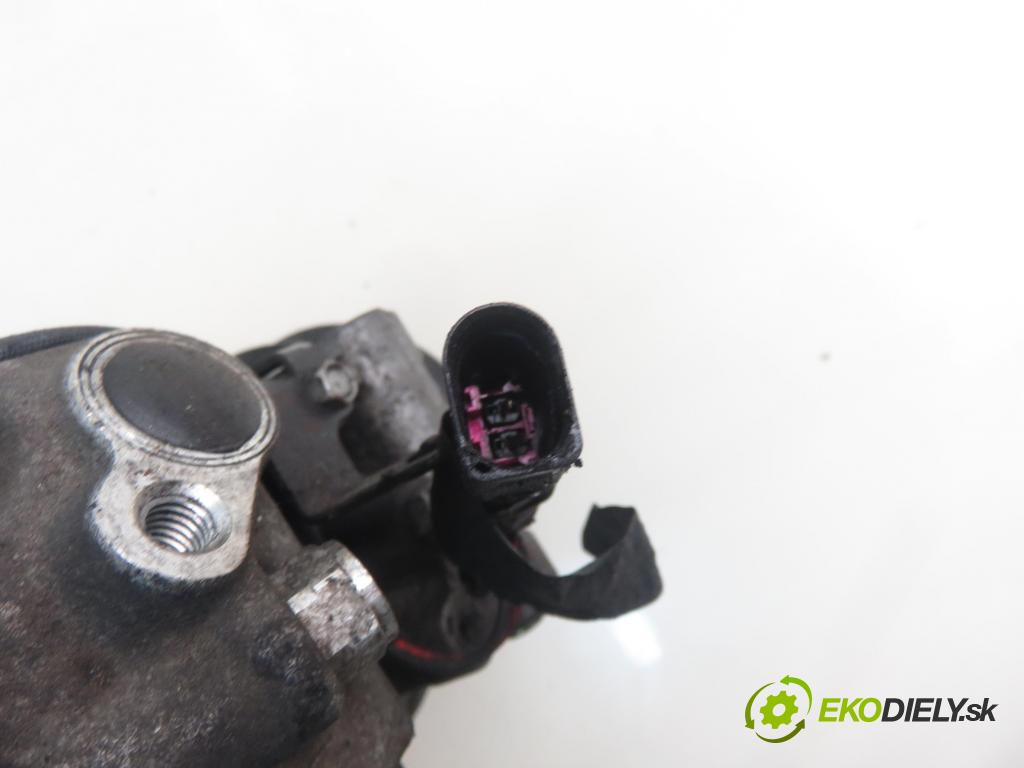 AUDI A6 (4F2, C6) SEDAN 2004 165,00 3.0 TDI quattro - BMK 2967,00 KOMPRESOR: klimatizácie 4F0260805G (Kompresor klimatizácie)