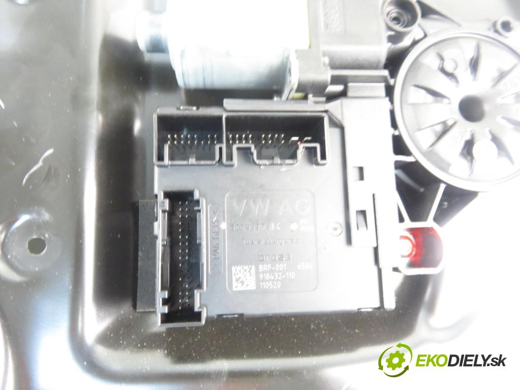 VW PASSAT B7 Variant (365) KOMBI 2011 103,00 2.0 TDI - CFFB 1968,00 mechanismus oken 3AA837755 ; 3C0959793C