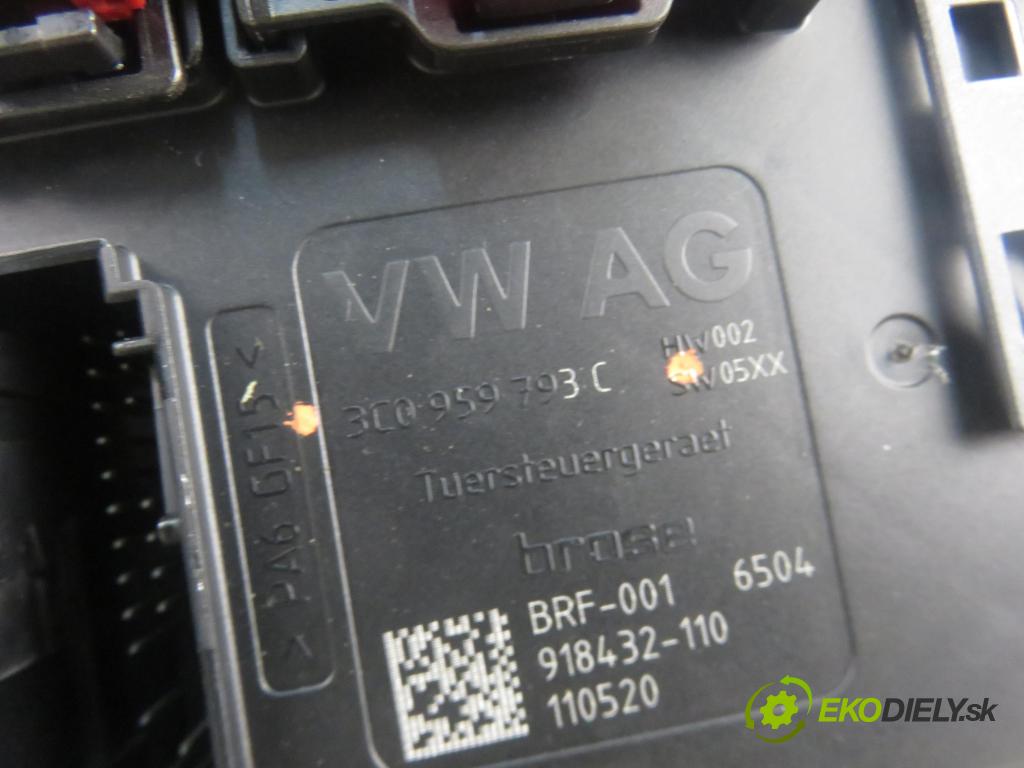VW PASSAT B7 Variant (365) KOMBI 2011 103,00 2.0 TDI - CFFB 1968,00 mechanismus oken 3AA837755 ; 3C0959793C