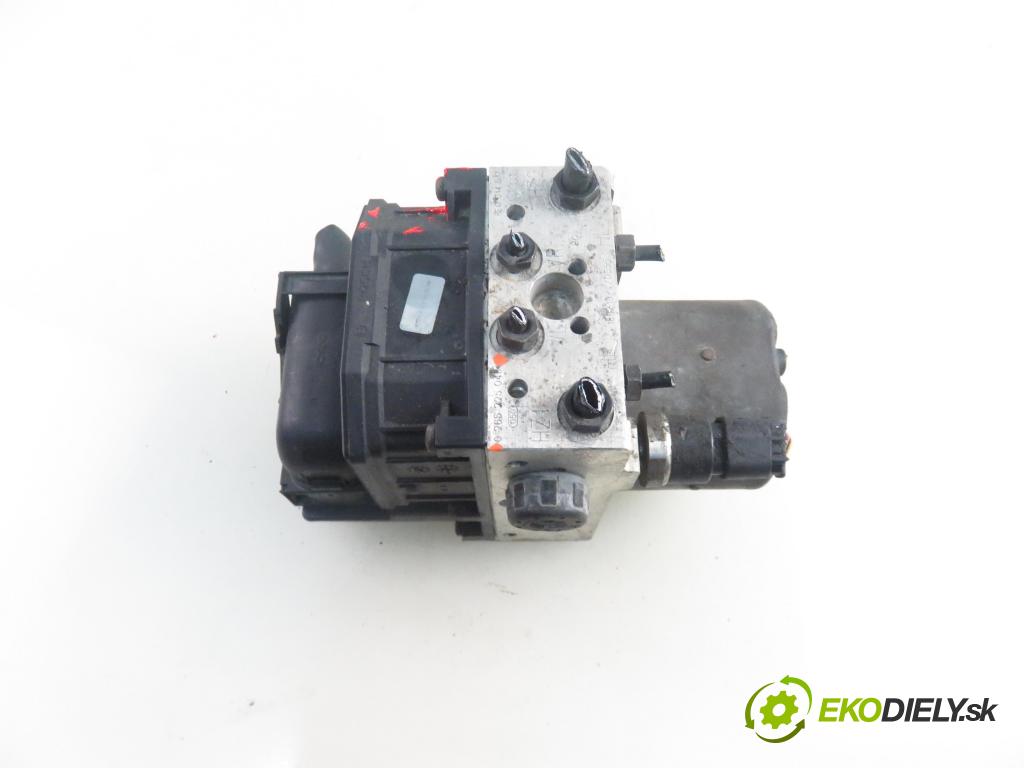 AUDI A4 (8E2, B6) SEDAN 2001 96,00 1.9 TDI PD 130 - AWX 1896,00 Pumpa ABS 0265950011 ; 0265225048 (Pumpa ABS)