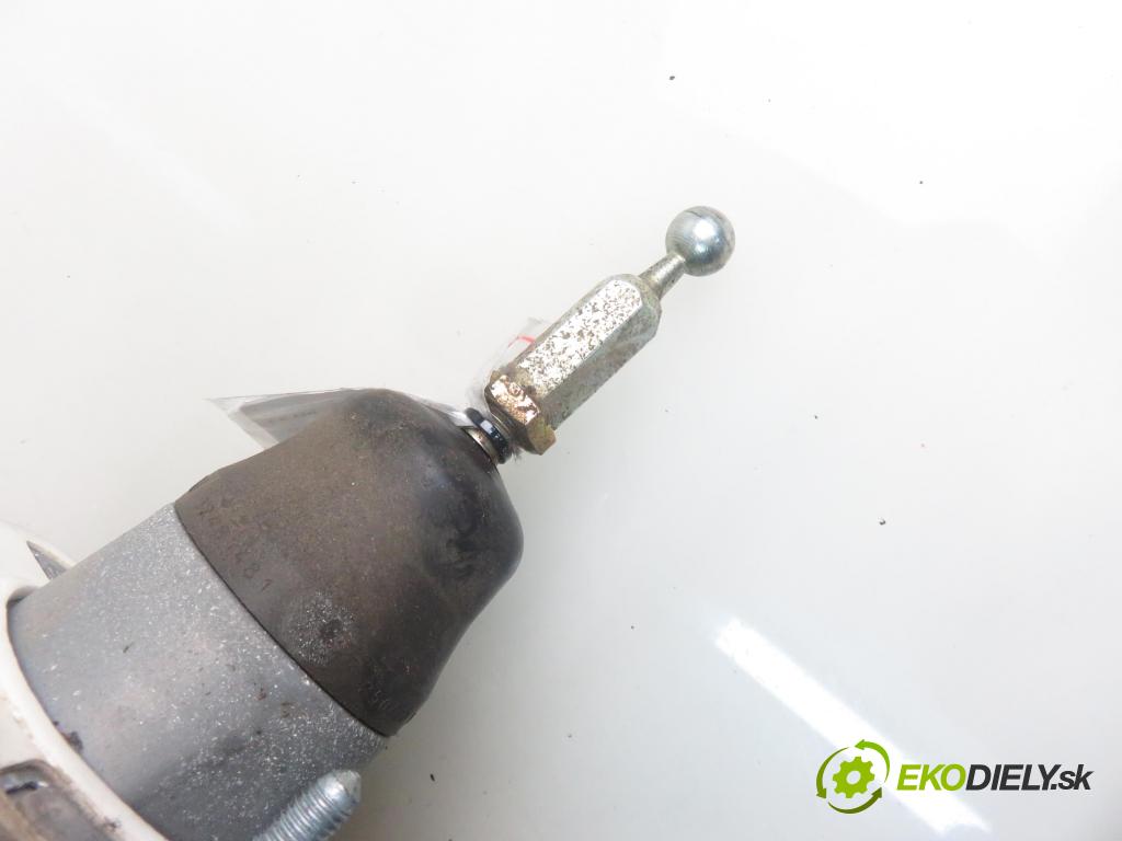 AUDI A4 (8E2, B6) SEDAN 2001 96,00 1.9 TDI PD 130 - AWX 1896,00 Posilovač 8E0612105J (Servočerpadlo, pumpa riadenia)