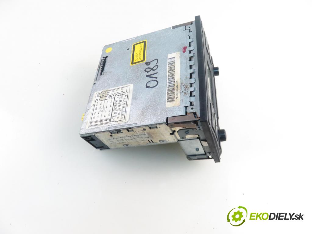 VW POLO (9N_) HB 2001 47,00 1.2 12V 64 - AZQ 1198,00 RADIO CD 6Q0035191