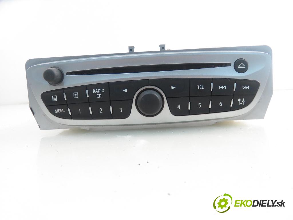 RENAULT MEGANE III liftback (BZ0/1_) HB 2011 96,00 1.9 dCi (BZ0N, BZ0J) - F9Q 870 1870,00 RADIO CD 281159638R