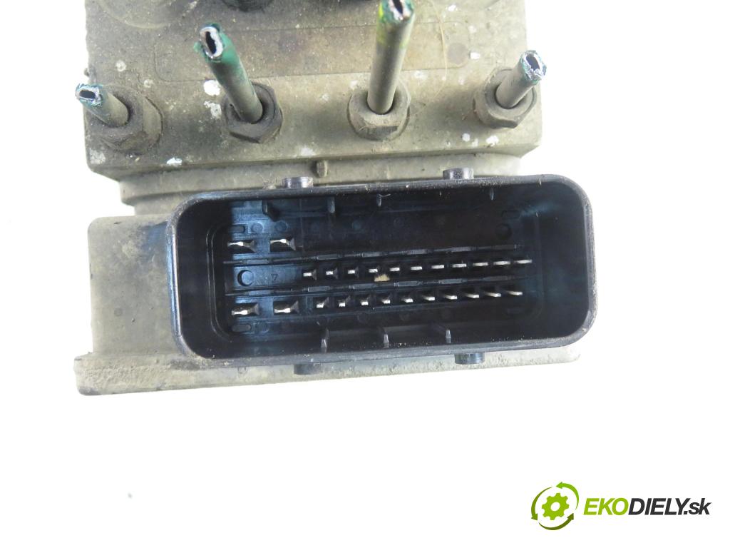 RENAULT MASTER II Skrzynia (FD) FURGON 2004 73,00 2.5 dCi 100 - G9U 754 2464,00 Pumpa ABS 8200196053 ; 13664106 ; 13509006U (Pumpa ABS)