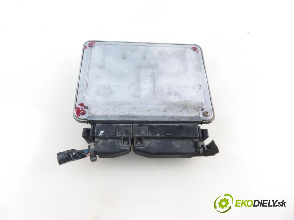 VW GOLF IV (1J1) HB 1999 110,00 1.8 T - AGU 1781,00 Riadiaca jednotka Motor 06A906018R ; 0261204673