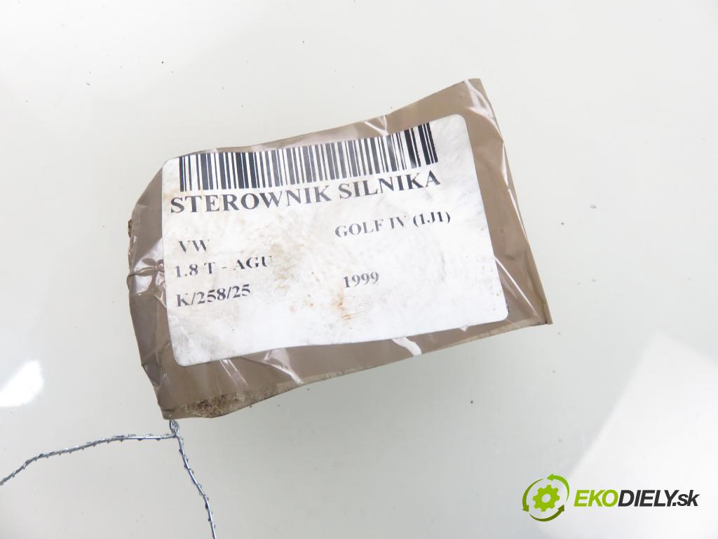 VW GOLF IV (1J1) HB 1999 110,00 1.8 T - AGU 1781,00 Riadiaca jednotka Motor 06A906018R ; 0261204673