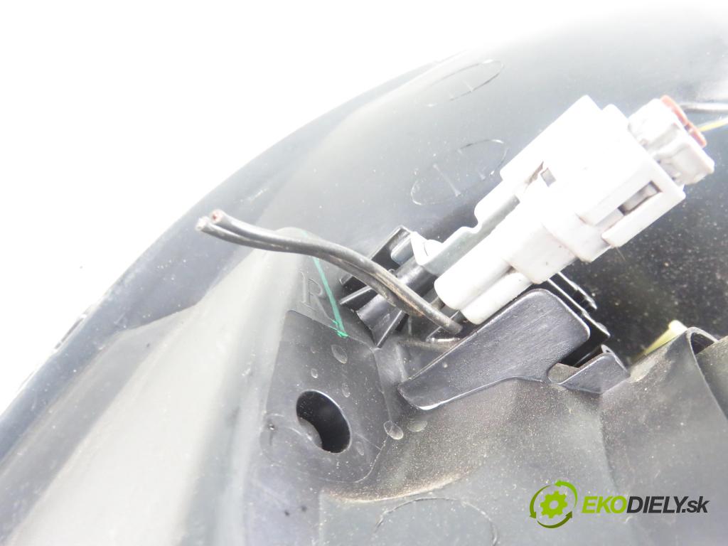 SUZUKI SWIFT III (MZ, EZ) HB 2007 0,00 1.3 4x4 (RS 413) - M13A 1328,00 světlo PP 