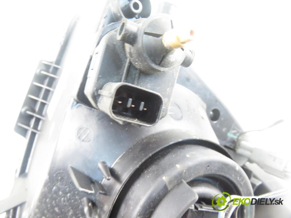 SUZUKI SWIFT III (MZ, EZ) HB 2007 0,00 1.3 4x4 (RS 413) - M13A 1328,00 světlo PP