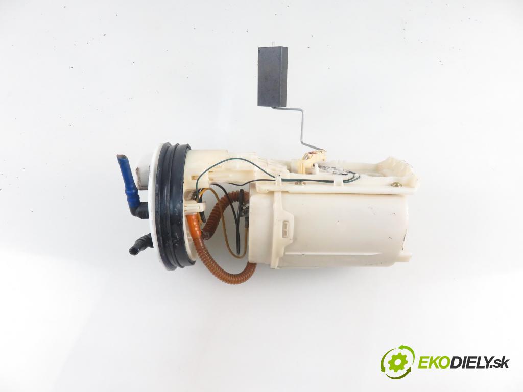 VW GOLF IV (1J1) HB 2001 77,00 1.6 16V - AUS 1598,00 pumpa paliva 1J0919051H