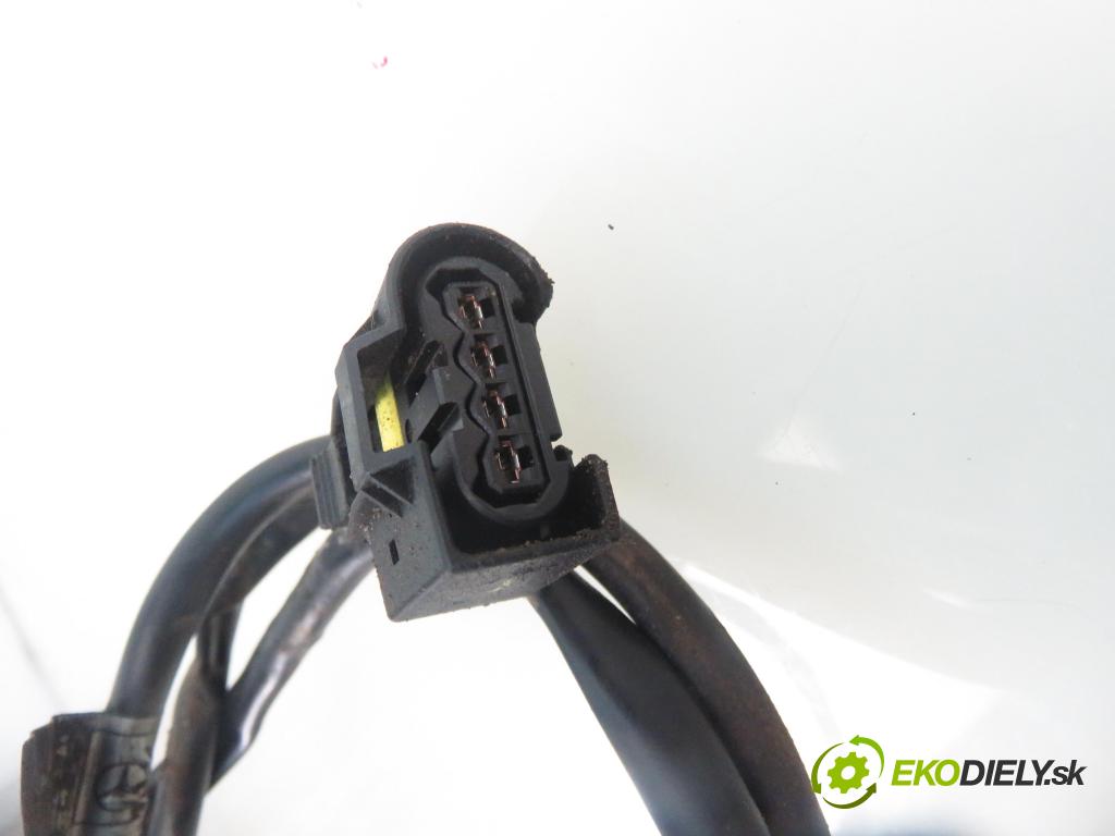 MERCEDES-BENZ KLASA A (W168) HB 2002 75,00 1.6 102 A 160  M 166.960 1598,00 pumpa paliva 1684702394