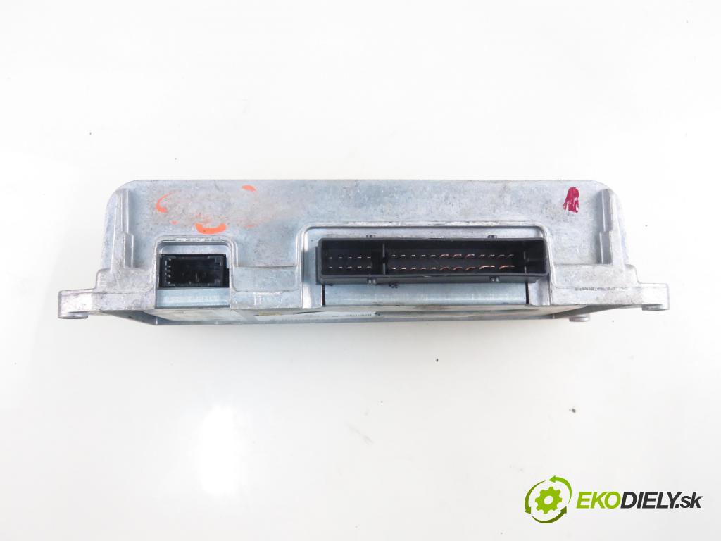 AUDI A6 Avant (4F5, C6) KOMBI 2007 165,00 3.0 TDI quattro - BMK 2967,00 Zosilňovač 4F0910223K ; 4F0035223L (Zosilňovač)