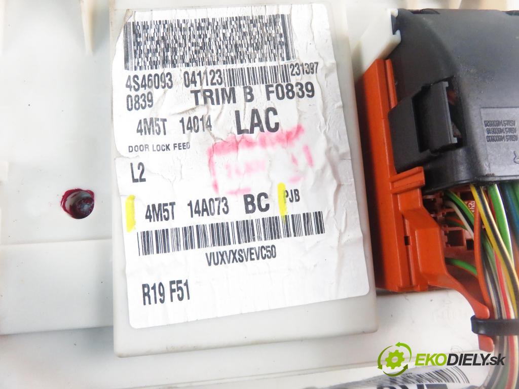 FORD FOCUS II Turnier (DA_, FFS, DS) KOMBI 2004 74,00 1.6 - HWDA 1596,00 MODUL BSI 4M5T14A073BC