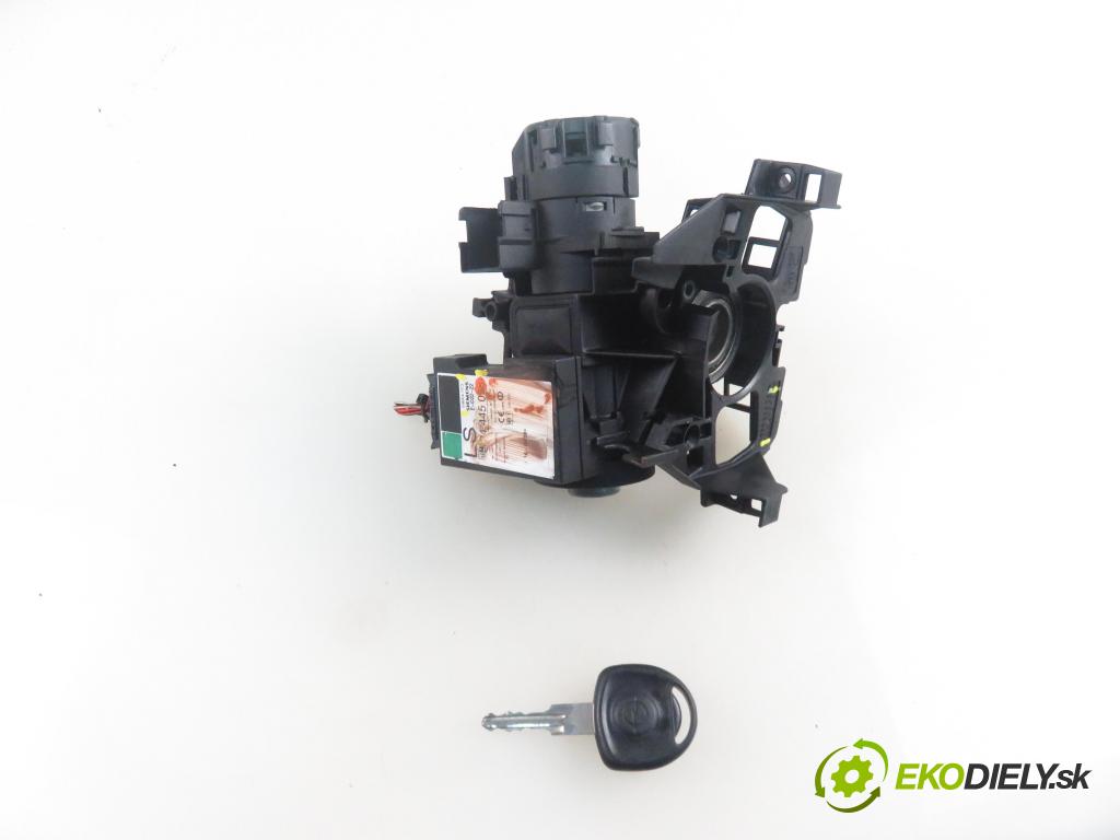 OPEL ASTRA G liftback (T98) HB 2001 62,00 1.6 8V - Z 16 SE 1598,00 spinačka 90589313 ; 90589389 ; 24445098 (Spínacia skrinka)