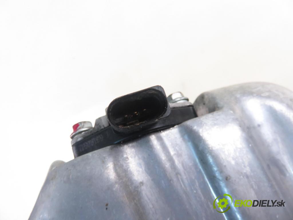 AUDI A4 Avant (8D5, B5) KOMBI 1999 81,00 1.9 TDI - AVG 1896,00 Vaňa olejová  (Olejová vaňa)