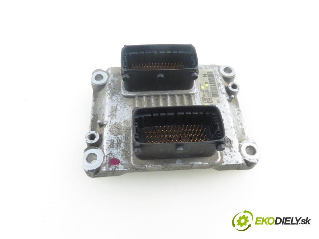 FIAT STILO (192_) HB 2002 59,00 1.2 16V 80 - 188 A5.000 1242,00 Riadiaca jednotka Motor 0261207086 ; 00468183880