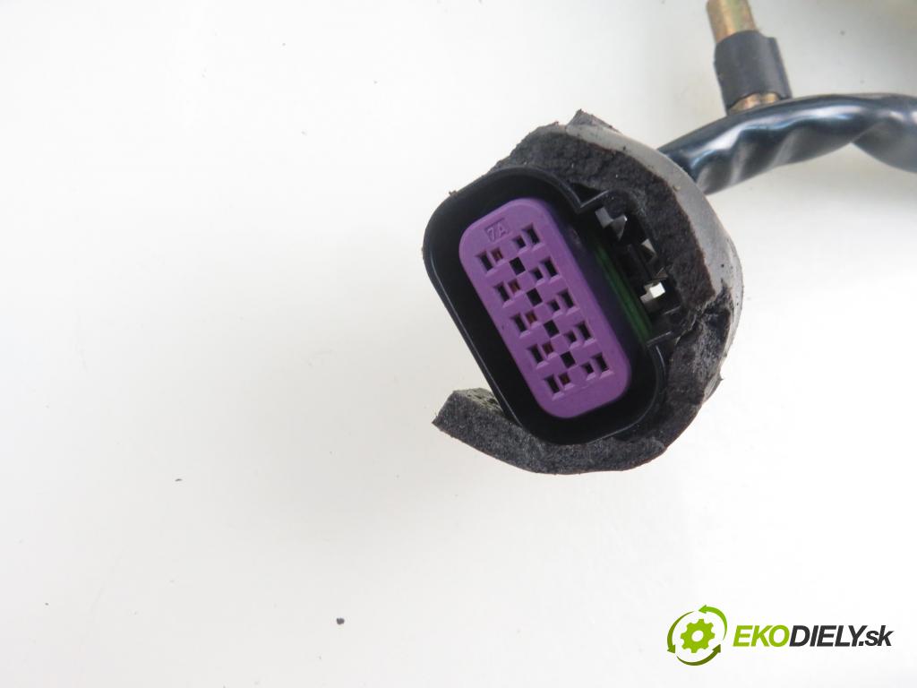 LANCIA LYBRA (839_) SEDAN 2002 96,00 1.8 16V (839AXB1A, 839AXG1A) - 839 A7.000 1747,00 Potenciometer plynu 46750422 (Pedál)