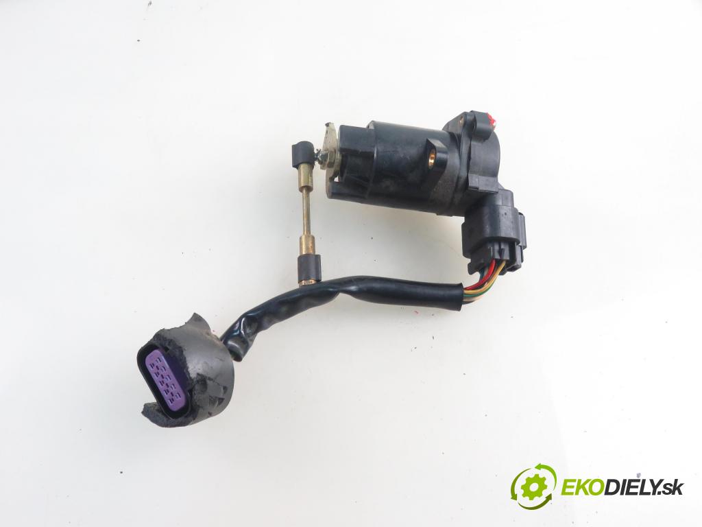 LANCIA LYBRA (839_) SEDAN 2002 96,00 1.8 16V (839AXB1A, 839AXG1A) - 839 A7.000 1747,00 Potenciometer plynu 46750422 (Pedál)