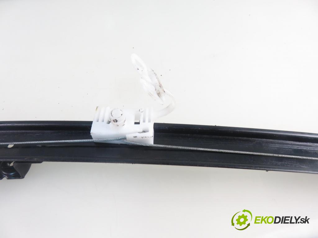 LANCIA LYBRA (839_) SEDAN 2002 96,00 1.8 16V (839AXB1A, 839AXG1A) - 839 A7.000 1747,00 mechanismus oken