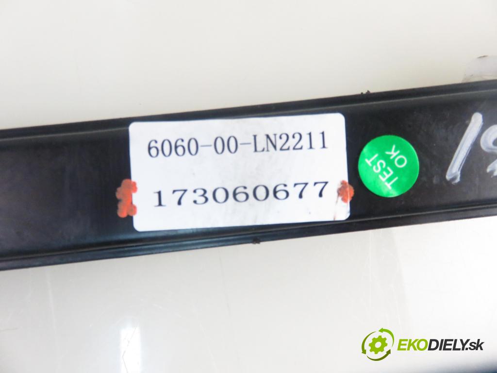 LANCIA LYBRA (839_) SEDAN 2002 96,00 1.8 16V (839AXB1A, 839AXG1A) - 839 A7.000 1747,00 mechanismus oken