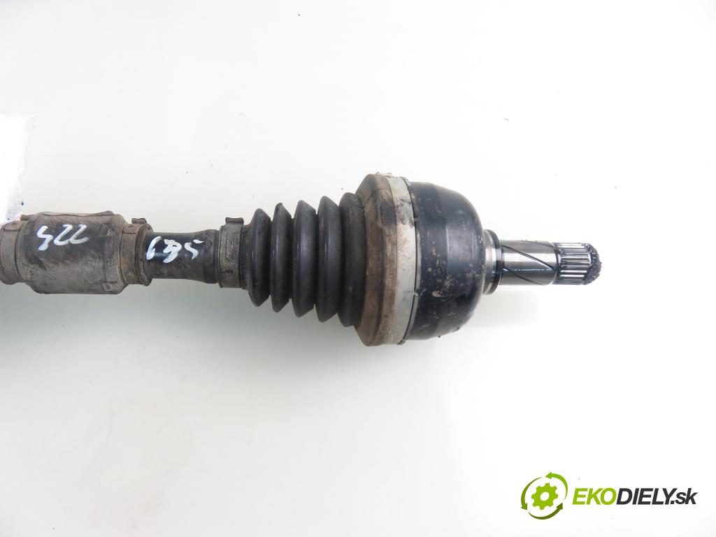 VOLVO V40 Kombi (645) KOMBI 2001 75,00 1.9 DI 102 - D 4192 T4 1870,00 Poloos LP P614079