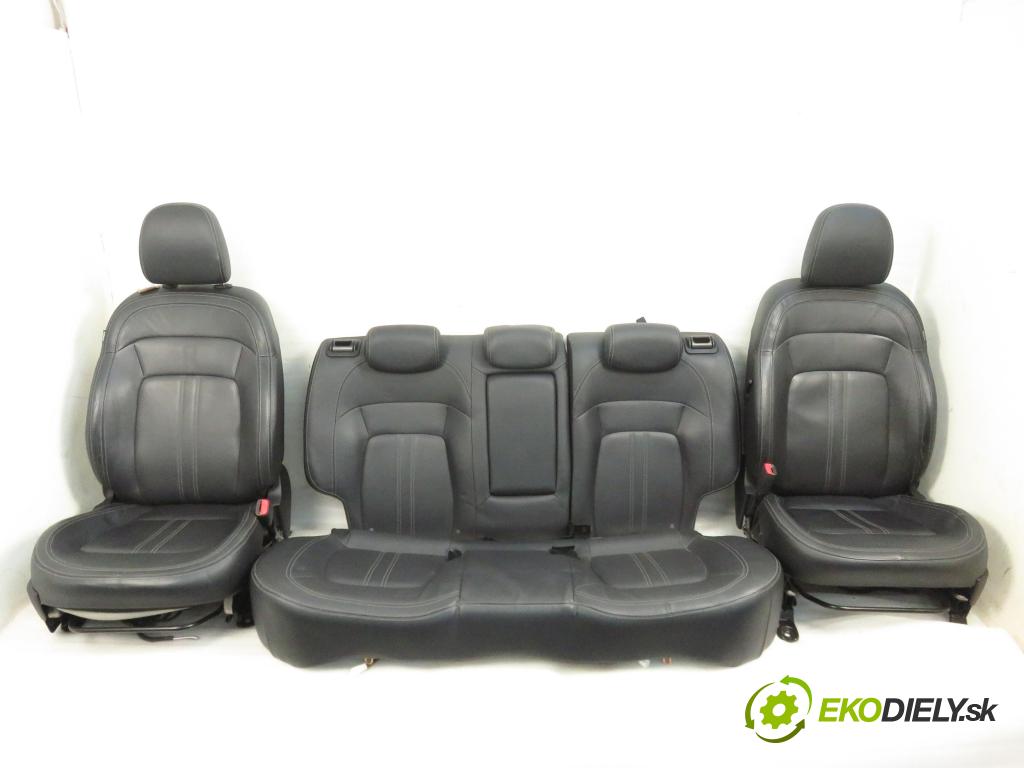 KIA SPORTAGE (SL) SUV 2012 100,00 2.0 CRDi 136 - D4HA 1995,00 Sedadlá, sedačky