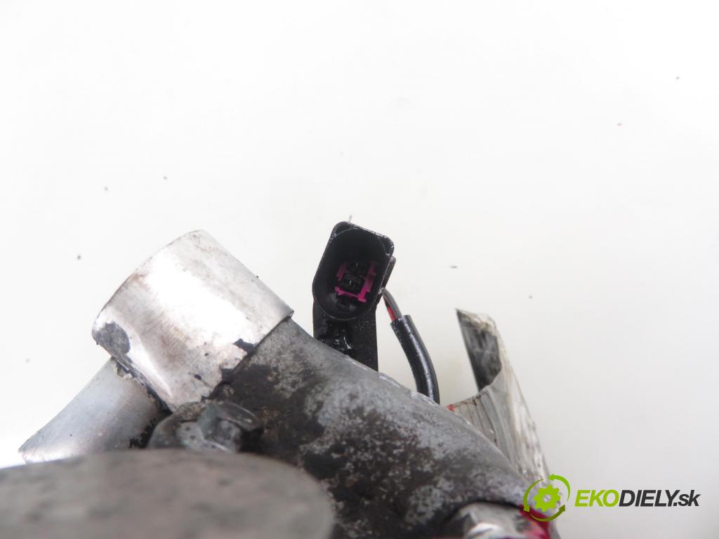 SKODA FABIA II Combi (545) KOMBI 2010 51,00 1.2 - CGPA 1198,00 KOMPRESOR: klimatizácie  (Kompresor klimatizácie)