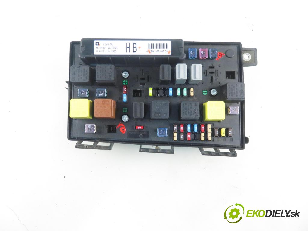 OPEL ZAFIRA B (A05) MINIVAN 2005 88,00 1.9 CDTI 8V 120 - Z 19 DT 1910,00 MODUL BSI 13206754HB ; 5DK00866838