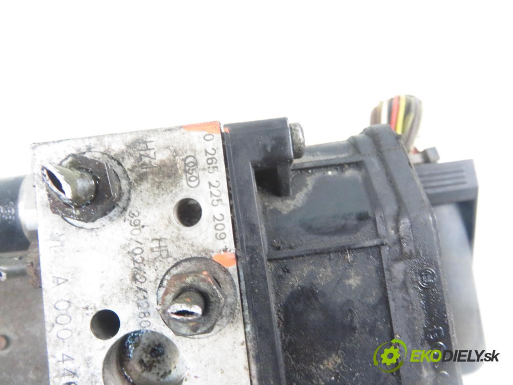MERCEDES-BENZ VITO Autobus (W639) BUS 2005 110,00 115 CDI 150 - OM 646.982 2148,00 pumpa ABS 0265950004 ; 0265225209 (Pumpy brzdové)