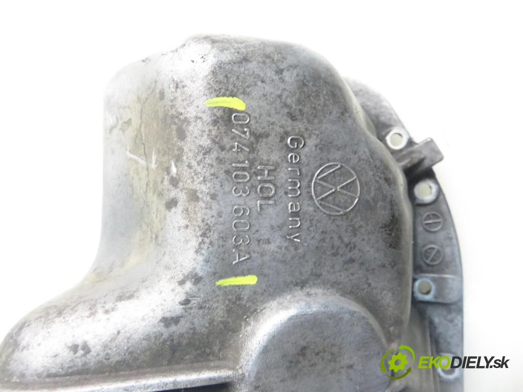 VW TRANSPORTER IV Platforma / podwozie (70E, 70L, 70M, 7DE, 7DL KABINA/PLATFORMA 1991 57,00 2.4 D 78 - AAB 2370,00 Vaňa olejová 074103603A (Olejová vaňa)