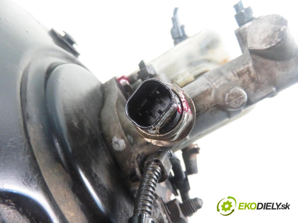 VW GOLF IV Variant (1J5) KOMBI 2001 66,00 1.9 TDI 90 - ALH 1896,00 Posilovač 1J1614105Q ; 03786206034 (Servočerpadlo, pumpa riadenia)