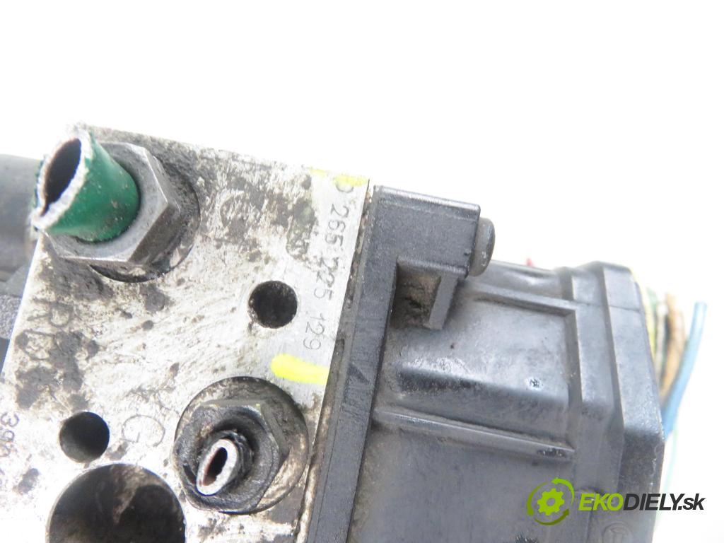 PEUGEOT PARTNER Combispace (5F) KOMBIVAN 2004 80,00 1.6 16V 109 - NFU (TU5JP4) 1587,00 pumpa ABS 9645324780 ; 0265225129 ; 0265950059 (Pumpy brzdové)