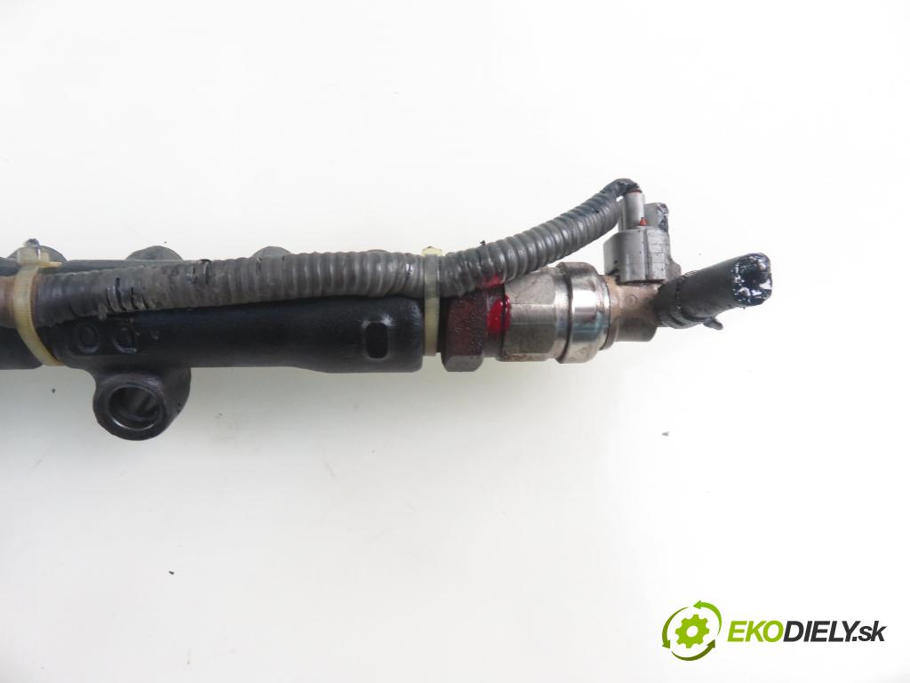 TOYOTA AVENSIS sedan (_T25_) SEDAN 2004 85,00 2.0 D-CAT 116- 1CD-FTV 1995,00 Lišta vstrekovacia 8945860010 (Vstrekovacia lišta)