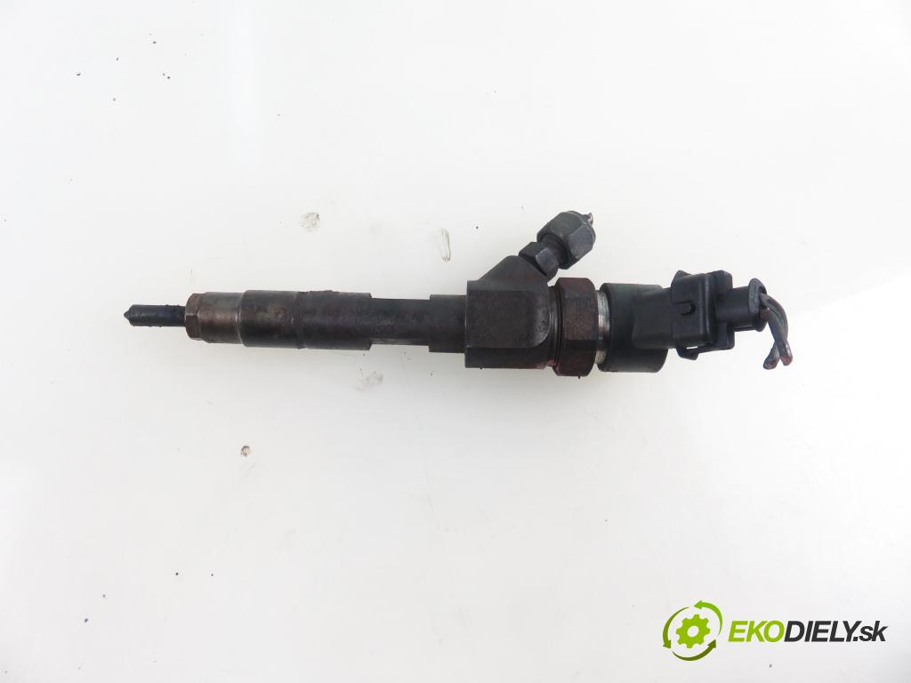 RENAULT SCENIC I (JA0/1_) CROSSOVER 2001 74,00 1.9 dCi RX4 - F9Q 748 1870,00 vstrekovač 0445110021 ; 7700111014 (Vstrekovač paliva)