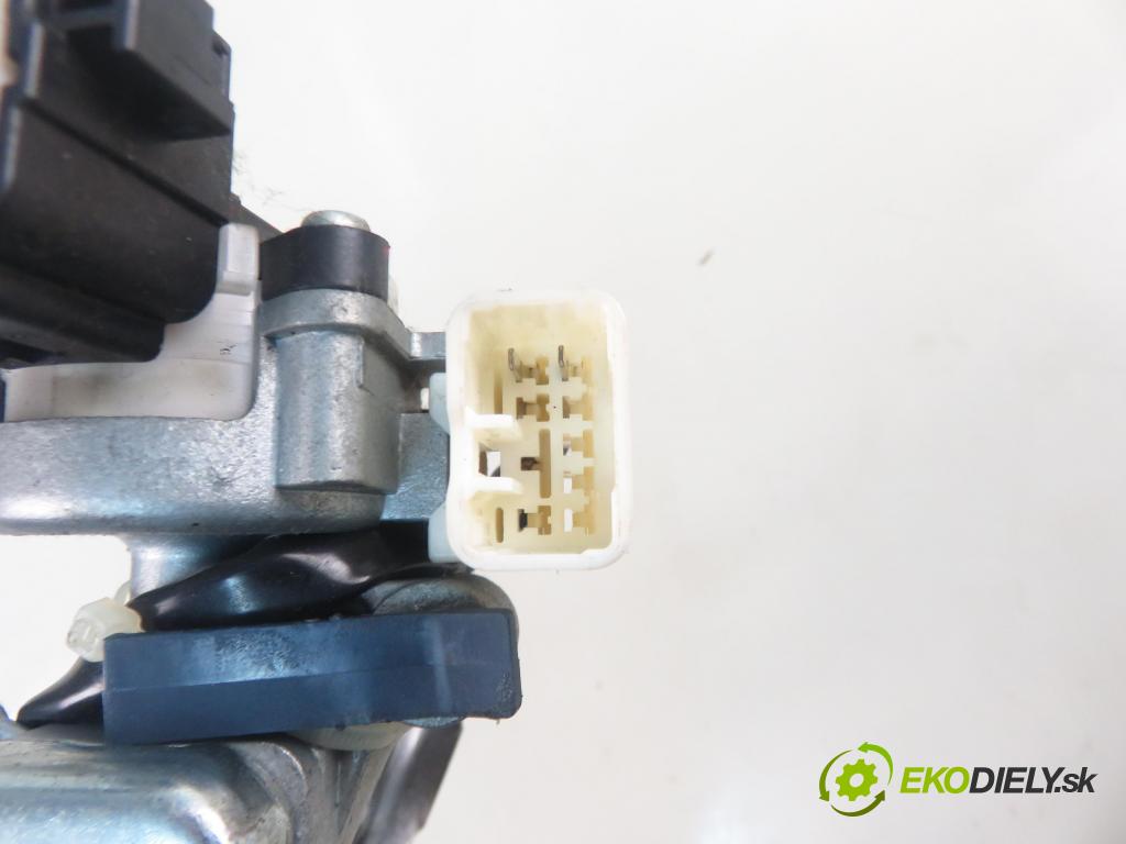 FIAT SEDICI (189_) CROSSOVER 2007 88,00 1.9 D Multijet 120 4x4 - D19AA 1910,00 spinačka  (Spínacia skrinka)