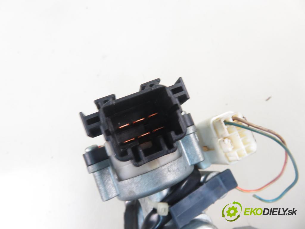 FIAT SEDICI (189_) CROSSOVER 2007 88,00 1.9 D Multijet 120 4x4 - D19AA 1910,00 spinačka  (Spínacia skrinka)