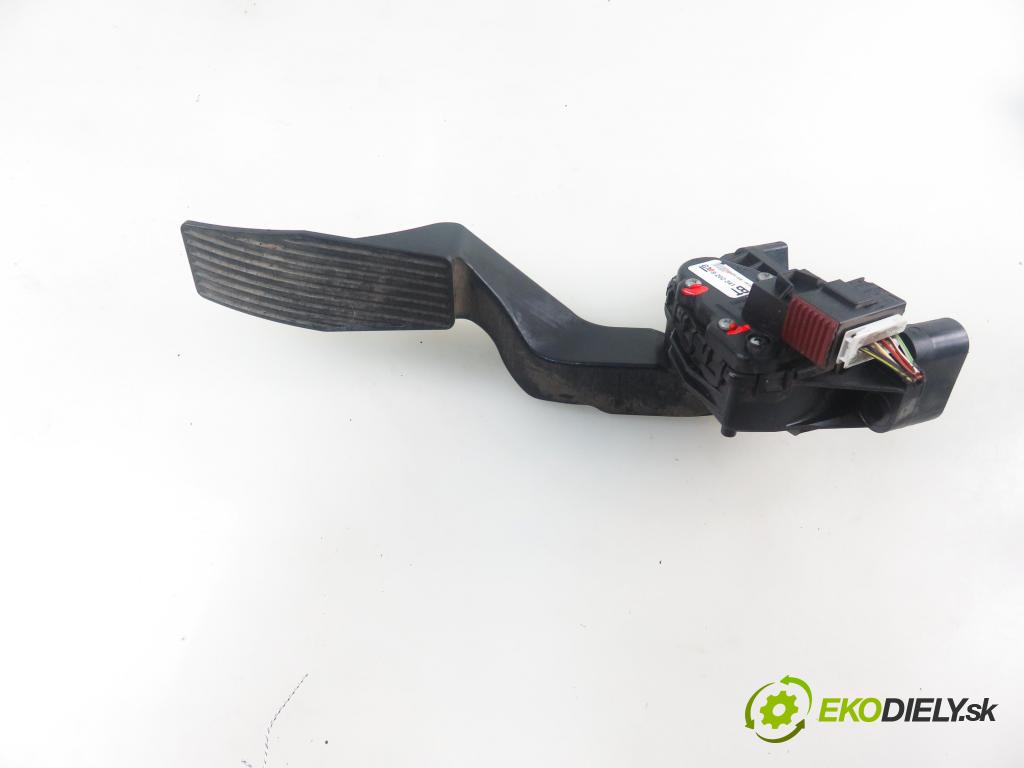 OPEL ZAFIRA B (A05) MINIVAN 2005 88,00 1.9 CDTI 8V 120 - Z 19 DT 1910,00 Potenciometer plynu 9202341BT ; 6PV00811400 (Pedál)