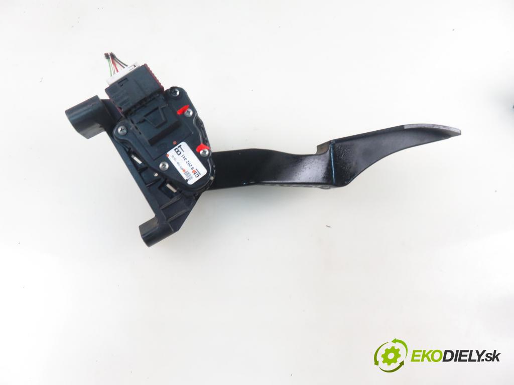 OPEL ZAFIRA B (A05) MINIVAN 2005 88,00 1.9 CDTI 8V 120 - Z 19 DT 1910,00 Potenciometer plynu 9202341BT ; 6PV00811400 (Pedál)