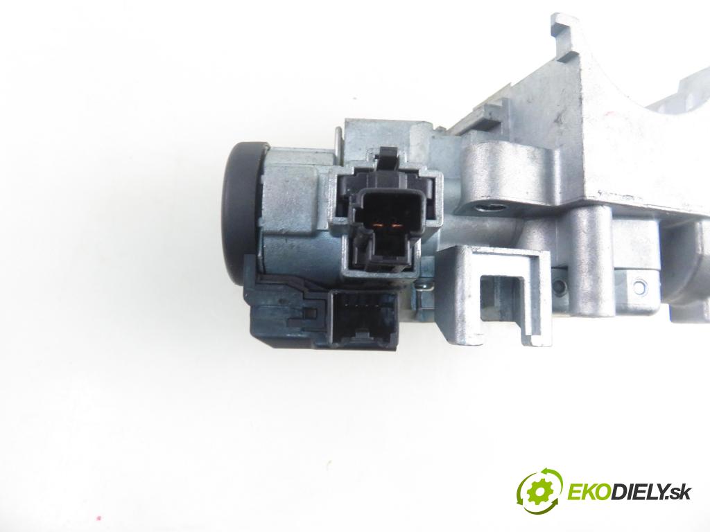 MAZDA CX-7 (ER) SUV 2008 175,00 2.3 MZR DISI Turbo AWD 238 - L3-VDT 2261,00 spinačka X1T26572A (Spínacia skrinka)