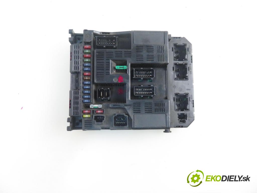 PEUGEOT 307 (3A/C) HB 2002 81,00 1.6 - NFU (TU5JP4) 1587,00 MODUL BSI 9636760580F ; 9644098180