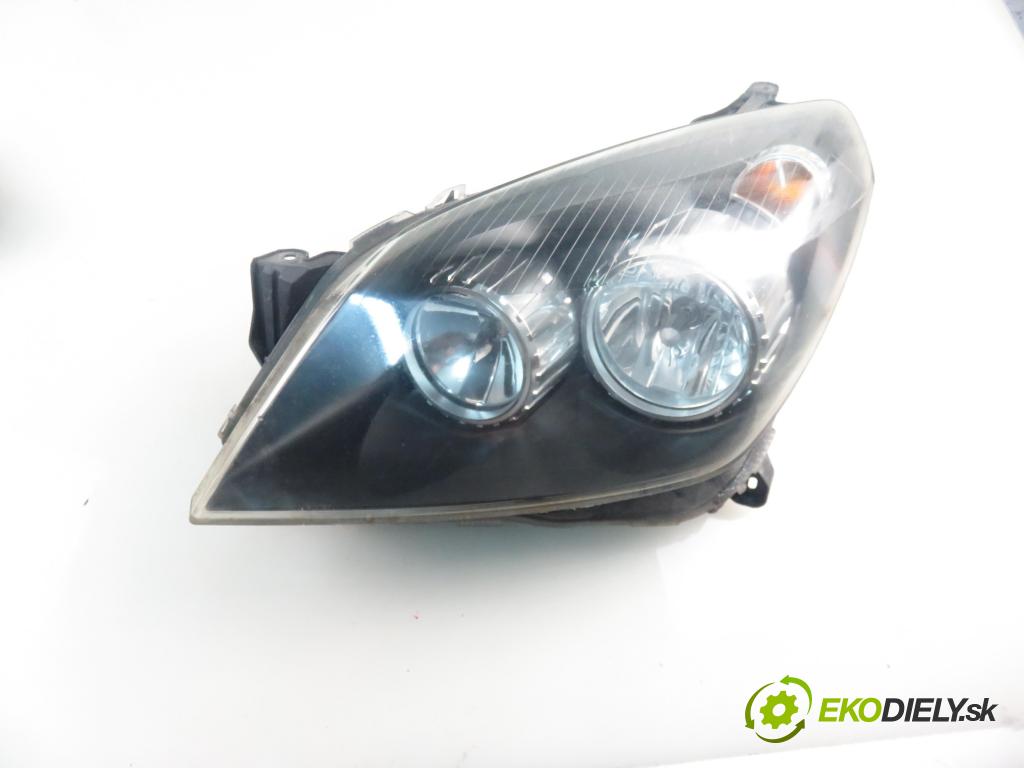 OPEL ASTRA H (A04) HB 2004 74,00 1.7 CDTI 100 - Z 17 DTH 1686,00 světlo LP 24451032