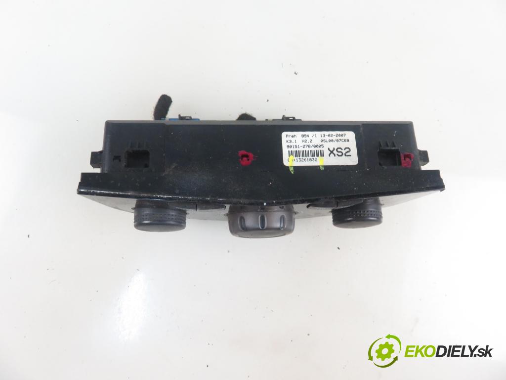 OPEL CORSA D (S07) HB 2007 66,00 1.3 CDTI 90 - Z 13 DTH 1248,00 Panel kúrenia KLIMATIZACE: 13261832