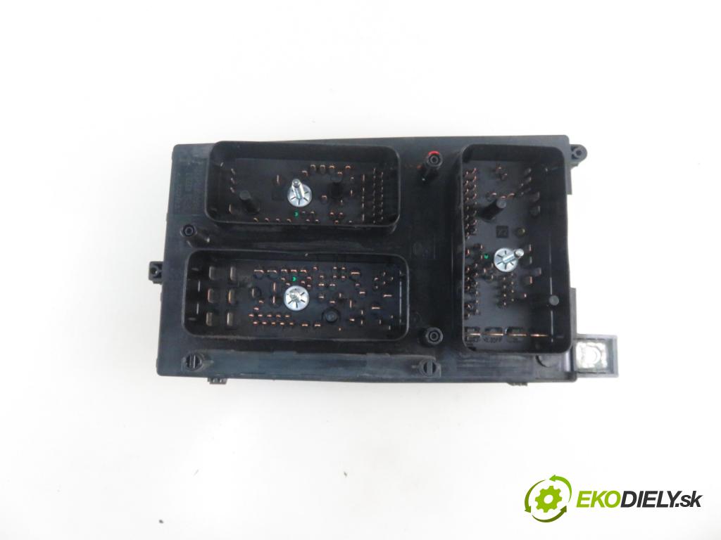 OPEL ZAFIRA B (A05) MINIVAN 2006 103,00 1.8 - Z 18 XER 1796,00 MODUL BSI 13206746 ; 13206746GS ; 5DK00866852