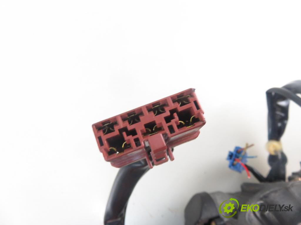 HONDA HR-V (GH) CROSSOVER 1999 77,00 1.6 16V (GH1, GH3) - D16W1 1590,00 spinačka  (Spínacia skrinka)