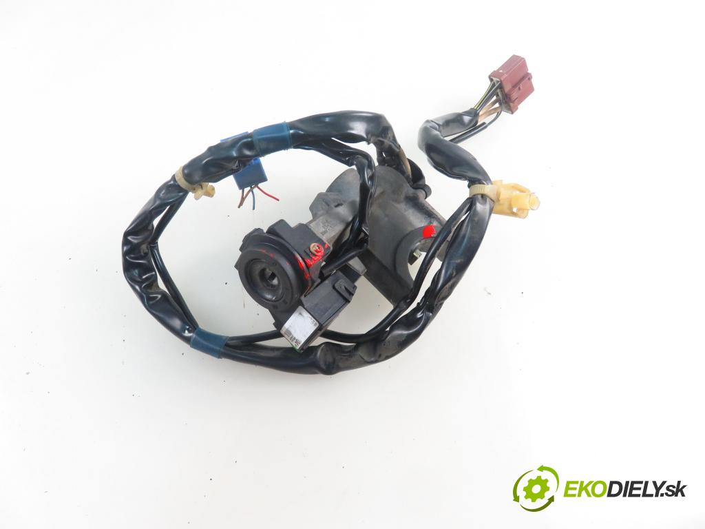 HONDA HR-V (GH) CROSSOVER 1999 77,00 1.6 16V (GH1, GH3) - D16W1 1590,00 spinačka  (Spínacia skrinka)