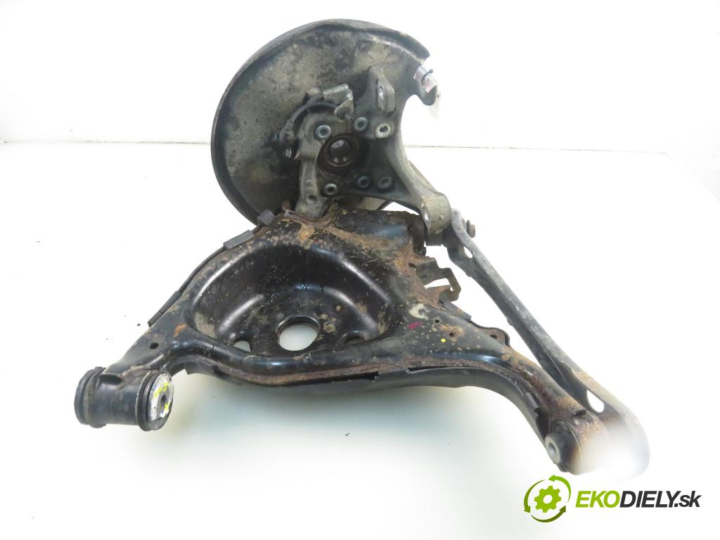 AUDI A6 (4F2, C6) SEDAN 2004 165,00 3.0 TDI quattro - BMK 2967,00 Rameno pravé zadné