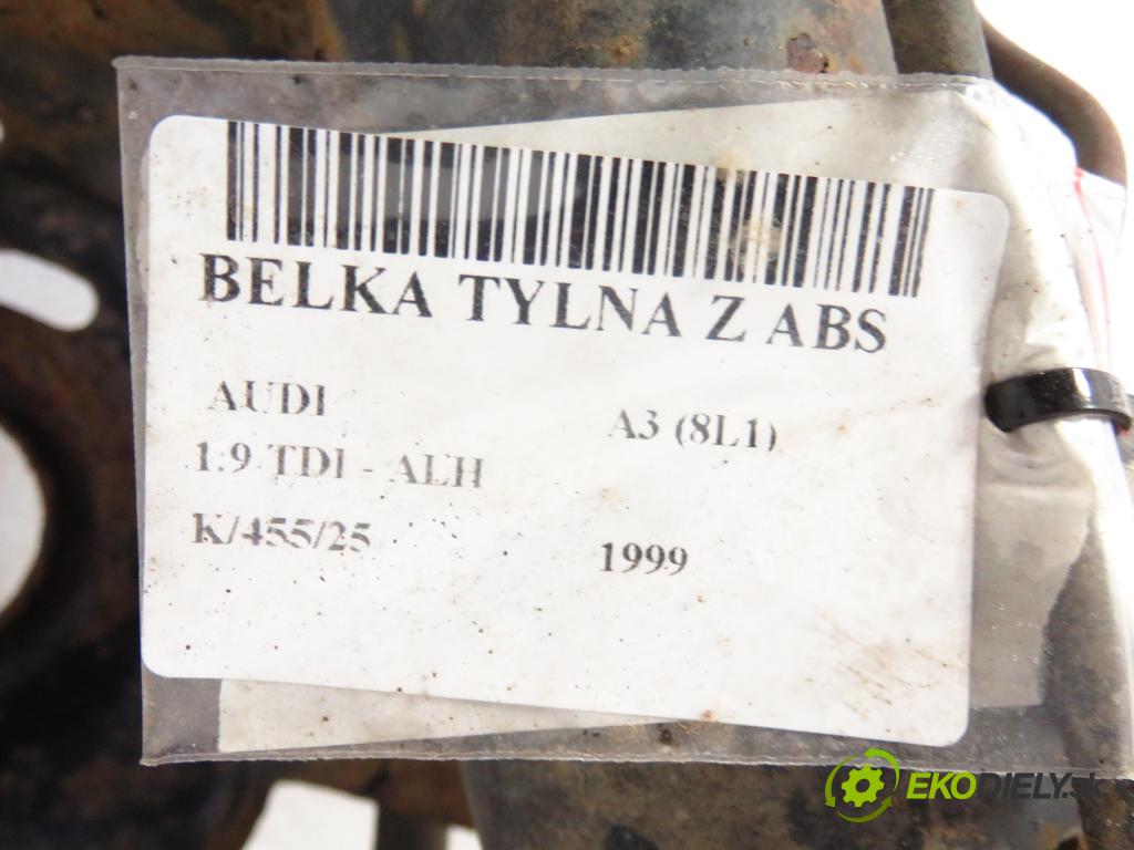 AUDI A3 (8L1) HB 1999 66,00 1.9 TDI 90 - ALH 1896,00 výztuha zadní část ABS